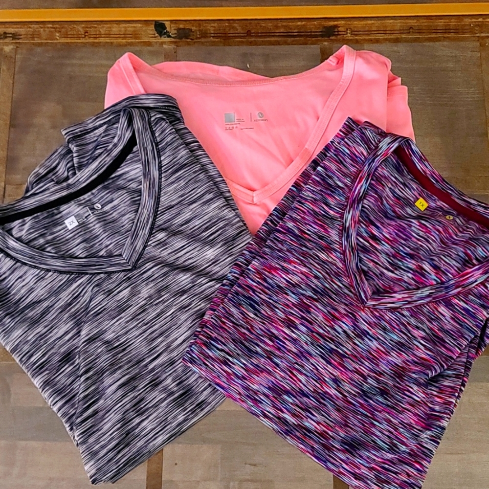 Xersion Dry fit bundle 3 short sleeve plus